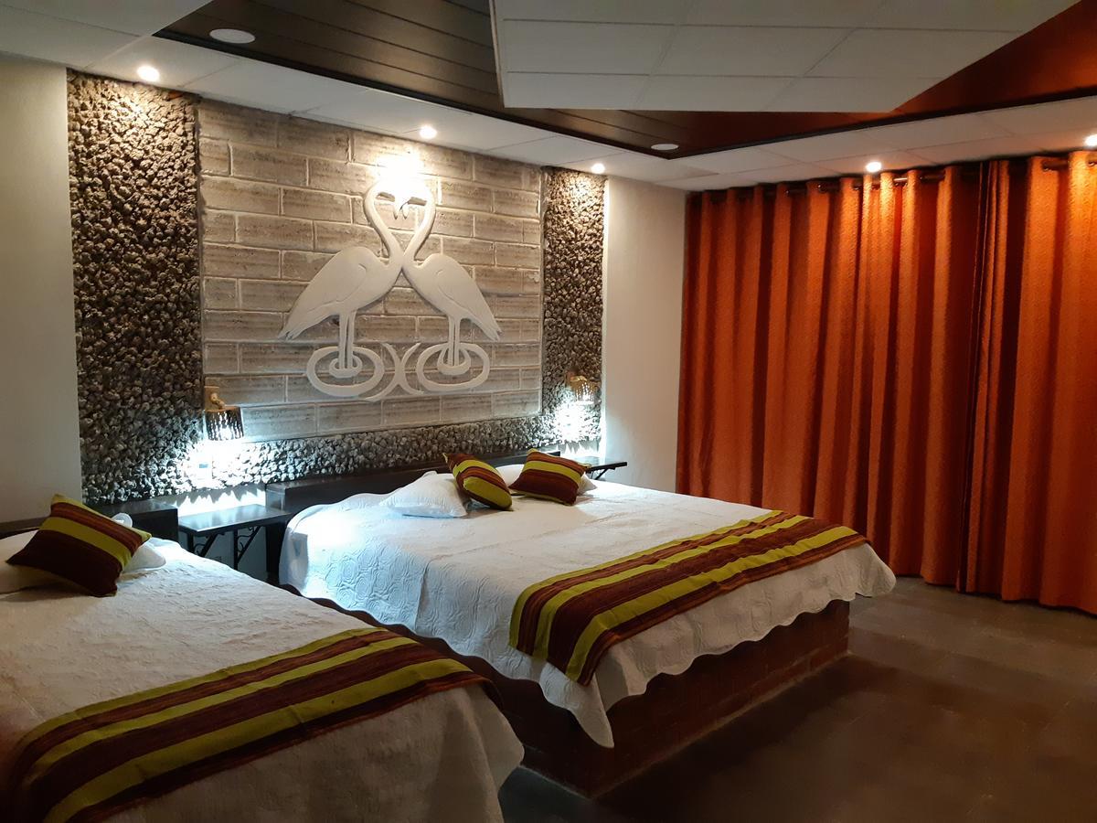 Hotel Cristales De Sal Уюни Экстерьер фото